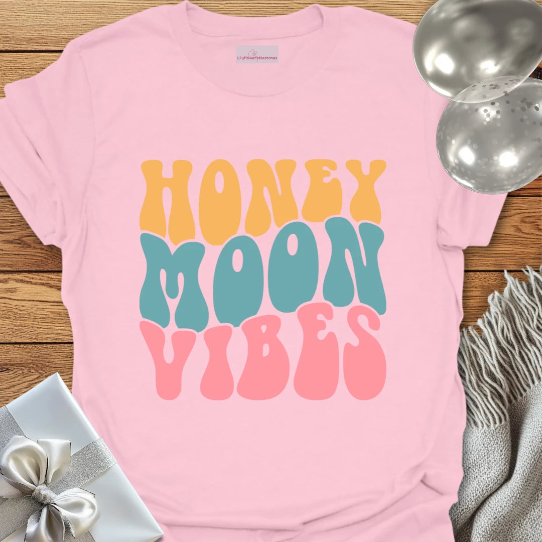 Honeymoon Vibes T-Shirt (Retro)
