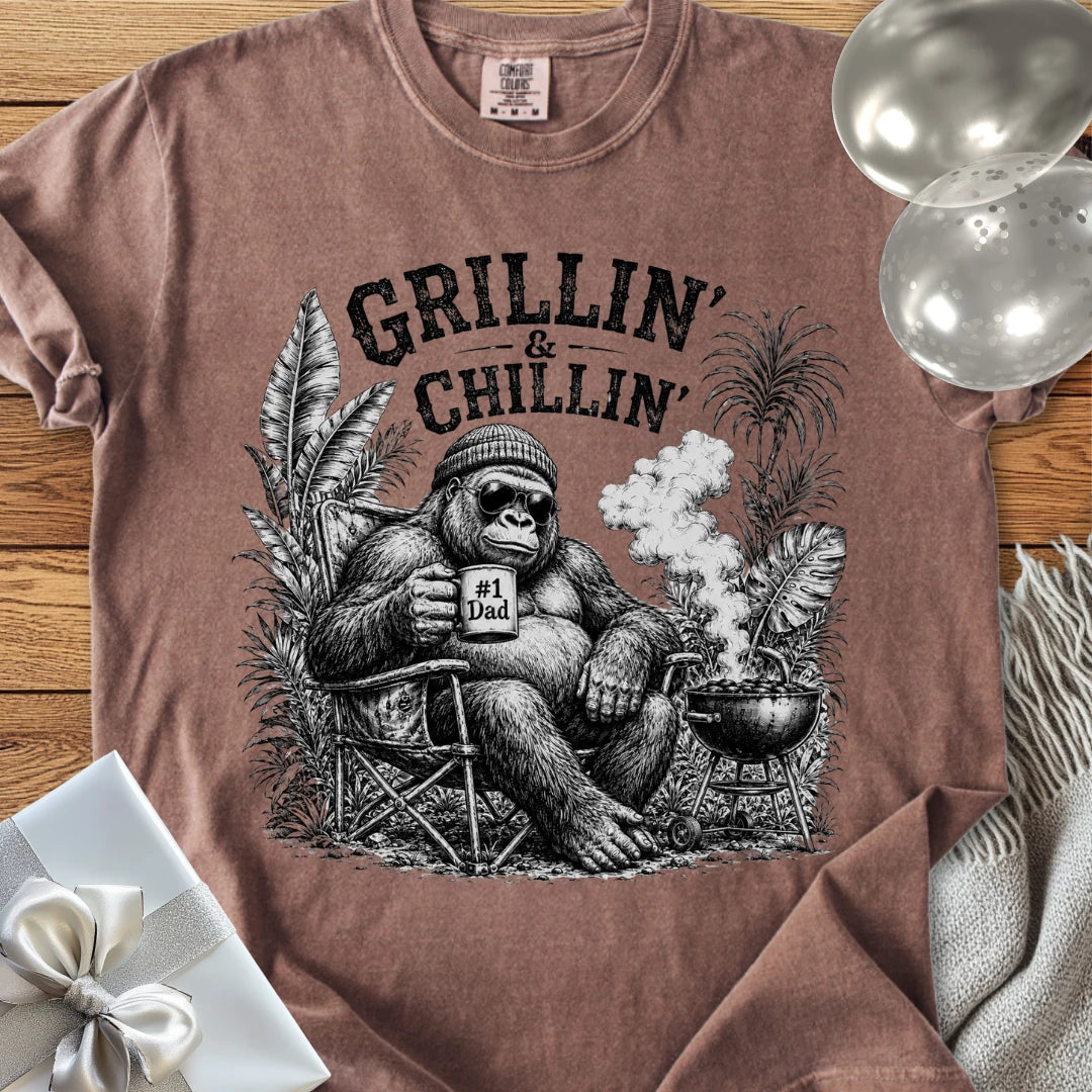 #1 Dad, Grillin' & Chillin' - Premium Parenting T-Shirt