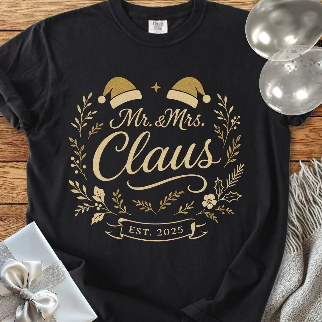 Mr & Mrs Claus, Est 2025 - Premium Wedding T-Shirt