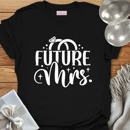 Future Mrs - Engagement T-Shirt
