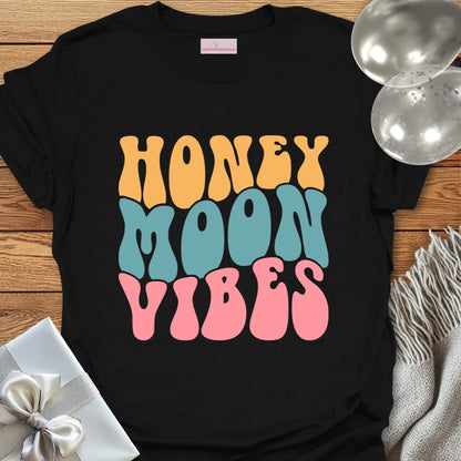Honeymoon Vibes T-Shirt (Retro)