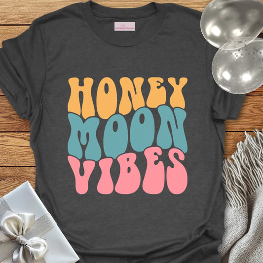 Honeymoon Vibes T-Shirt (Retro)