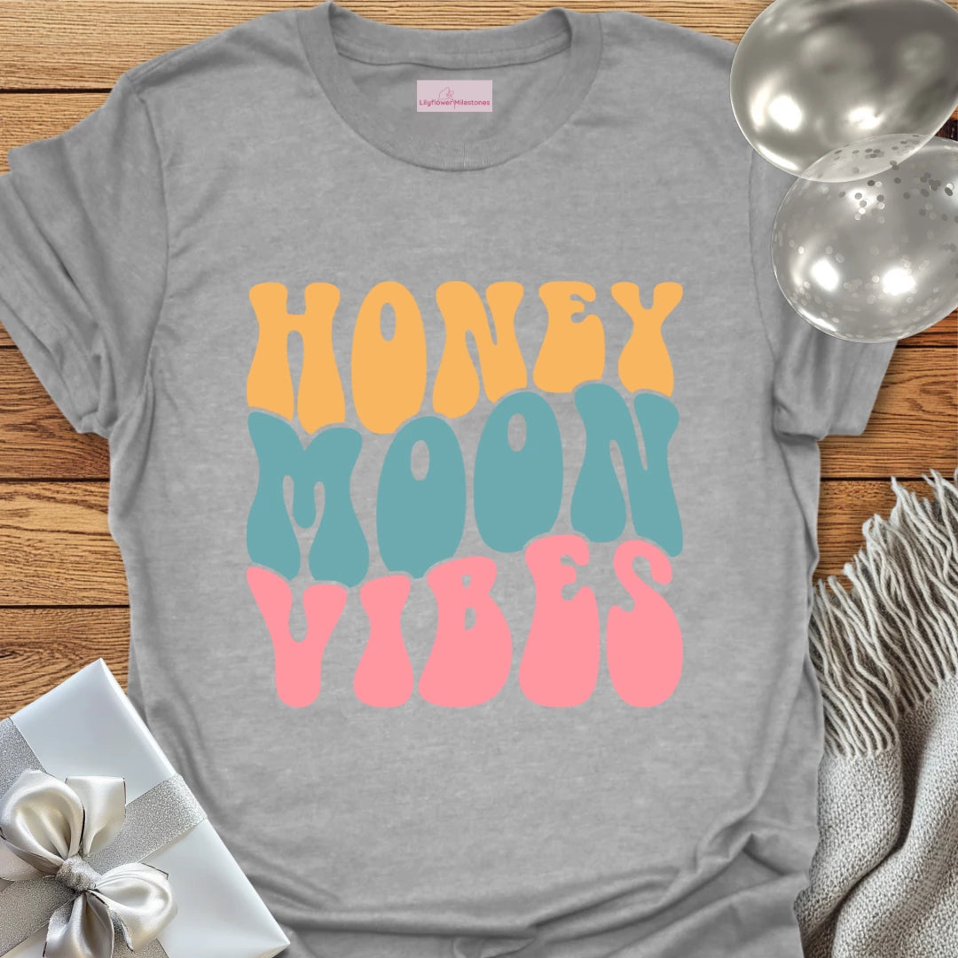 Honeymoon Vibes T-Shirt (Retro)
