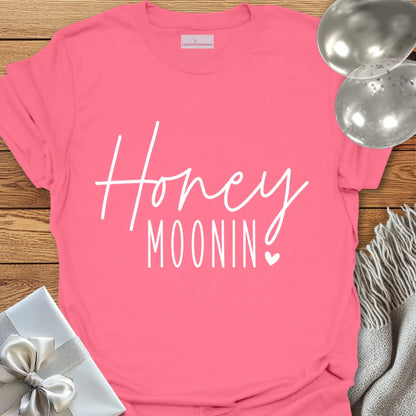 Honeymoonin T-Shirt (Hearts)