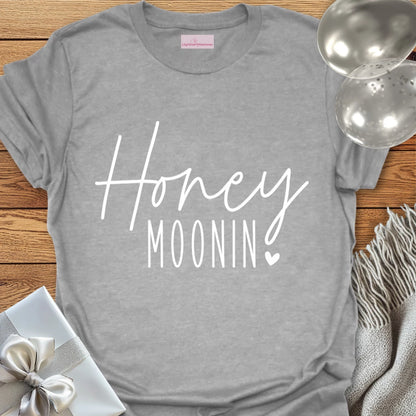 Honeymoonin T-Shirt (Hearts)