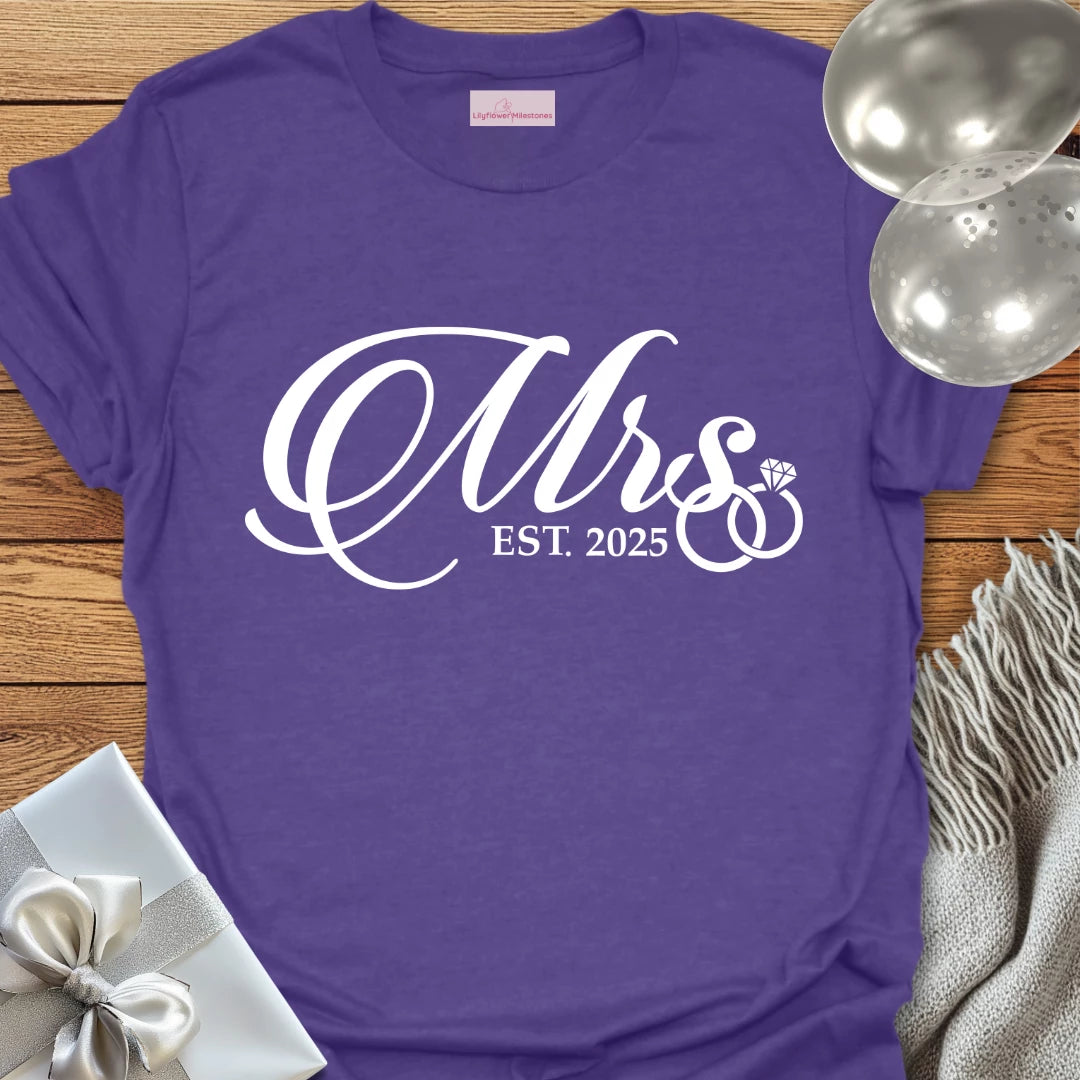Mrs, Est 2025 - Wedding T-Shirt
