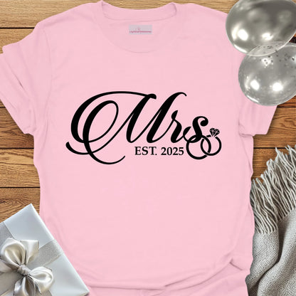 Mrs, Est 2025 - Wedding T-Shirt