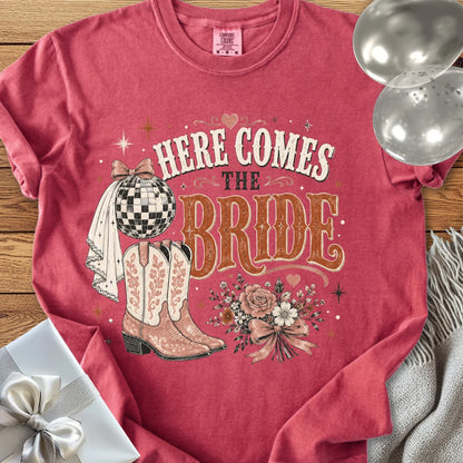 Here Comes the Bride - Premium Western Wedding T-Shirt