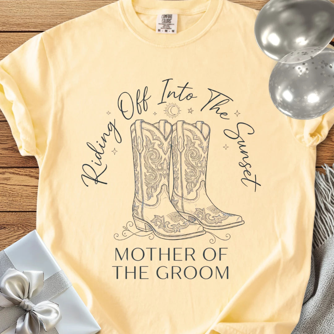 Mother of the Groom, Riding Off Into the Sunset - Premium Wedding T-Shirt
