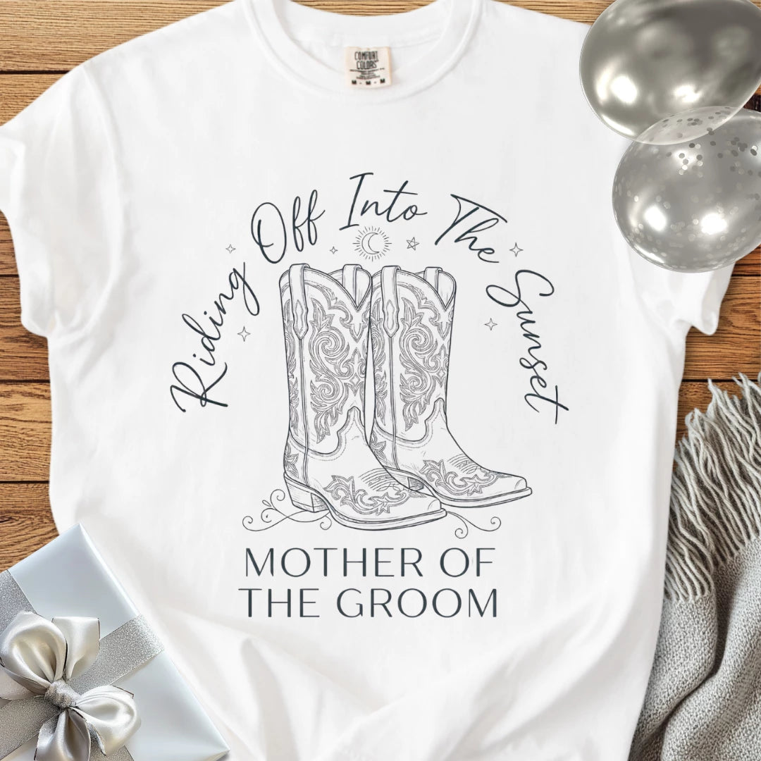 Mother of the Groom, Riding Off Into the Sunset - Premium Wedding T-Shirt