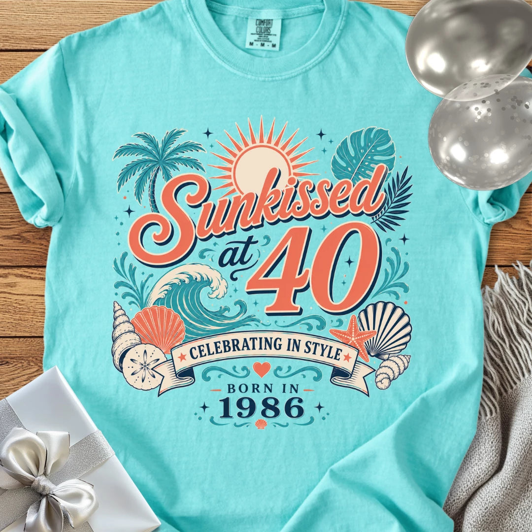 Sunkissed at 40, Celebrating in Style, Born in 1986 - Premium 40th Birthday T-Shirt