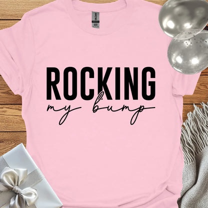 Rocking My Bump (Script) - Pregnancy T-Shirt