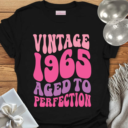 Vintage 1965, Aged to Perfection (Retro) - 60th Birthday T-Shirt