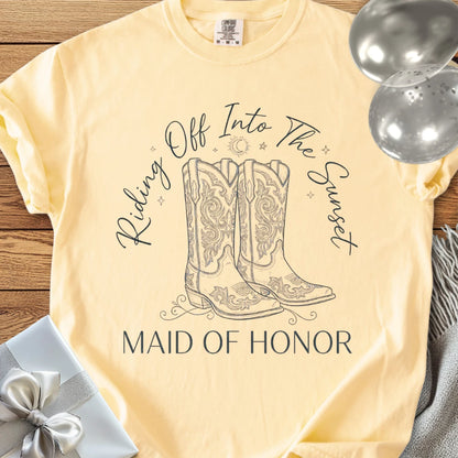 Maid of Honor, Riding Off Into the Sunset - Premium Wedding T-Shirt