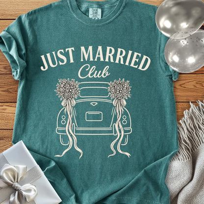 Just Married Club - Premium  Wedding T-Shirt