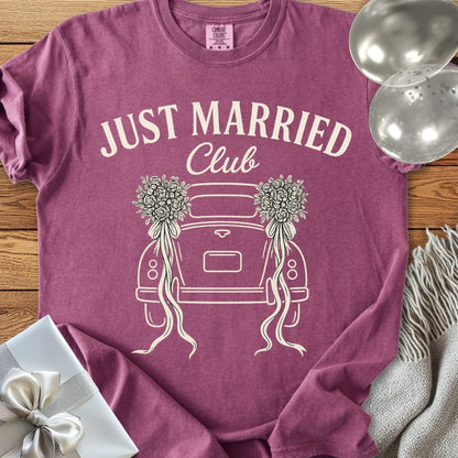 Just Married Club - Premium  Wedding T-Shirt