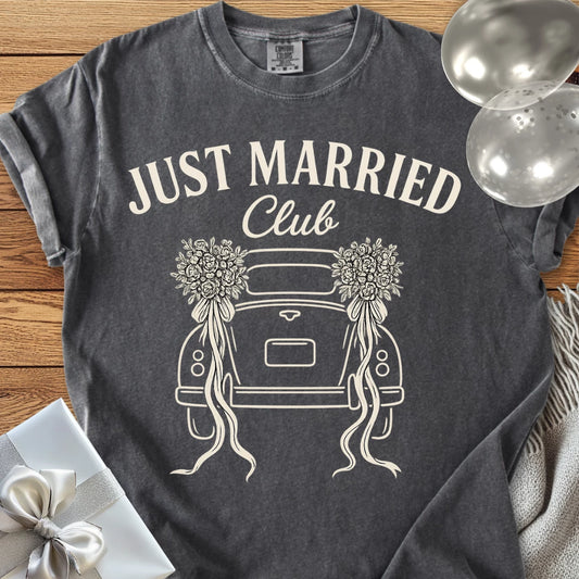 Just Married Club - Premium  Wedding T-Shirt